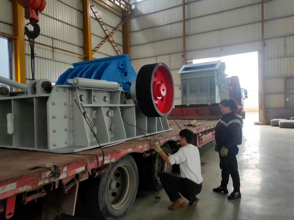 反擊破裝車(chē)中
